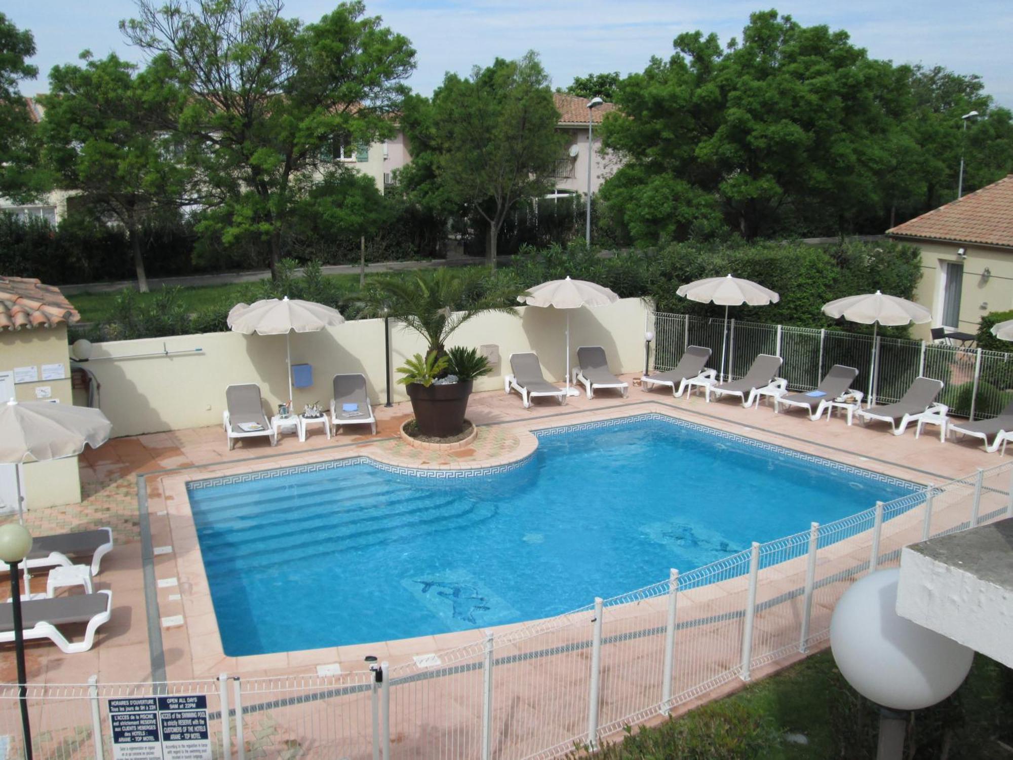 Top Motel Istres Eksteriør bilde
