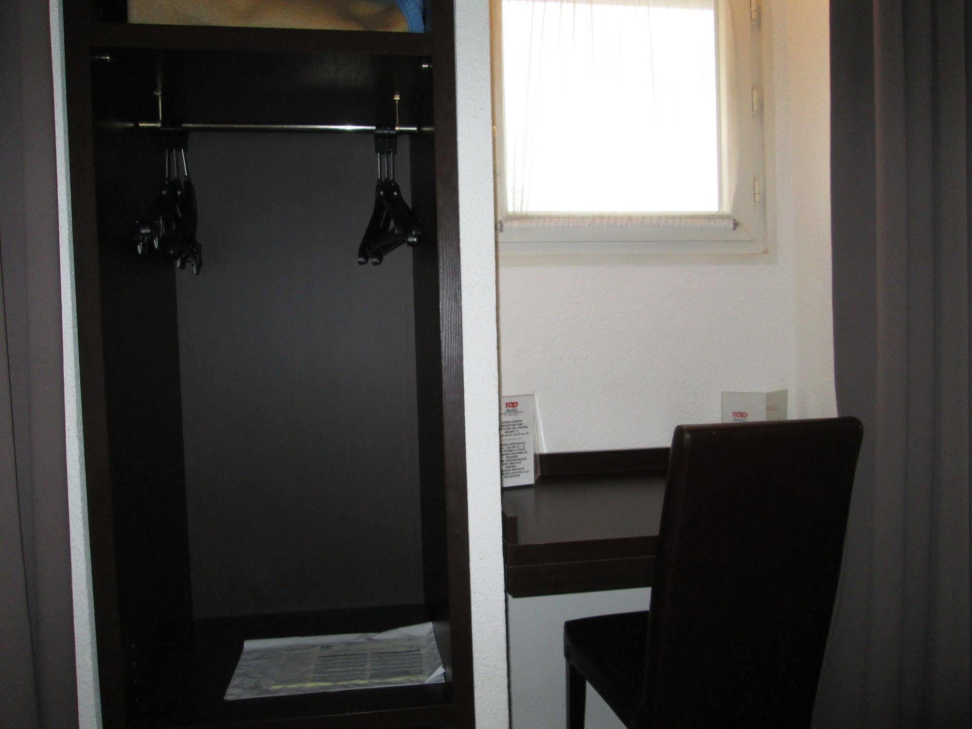 Top Motel Istres Eksteriør bilde