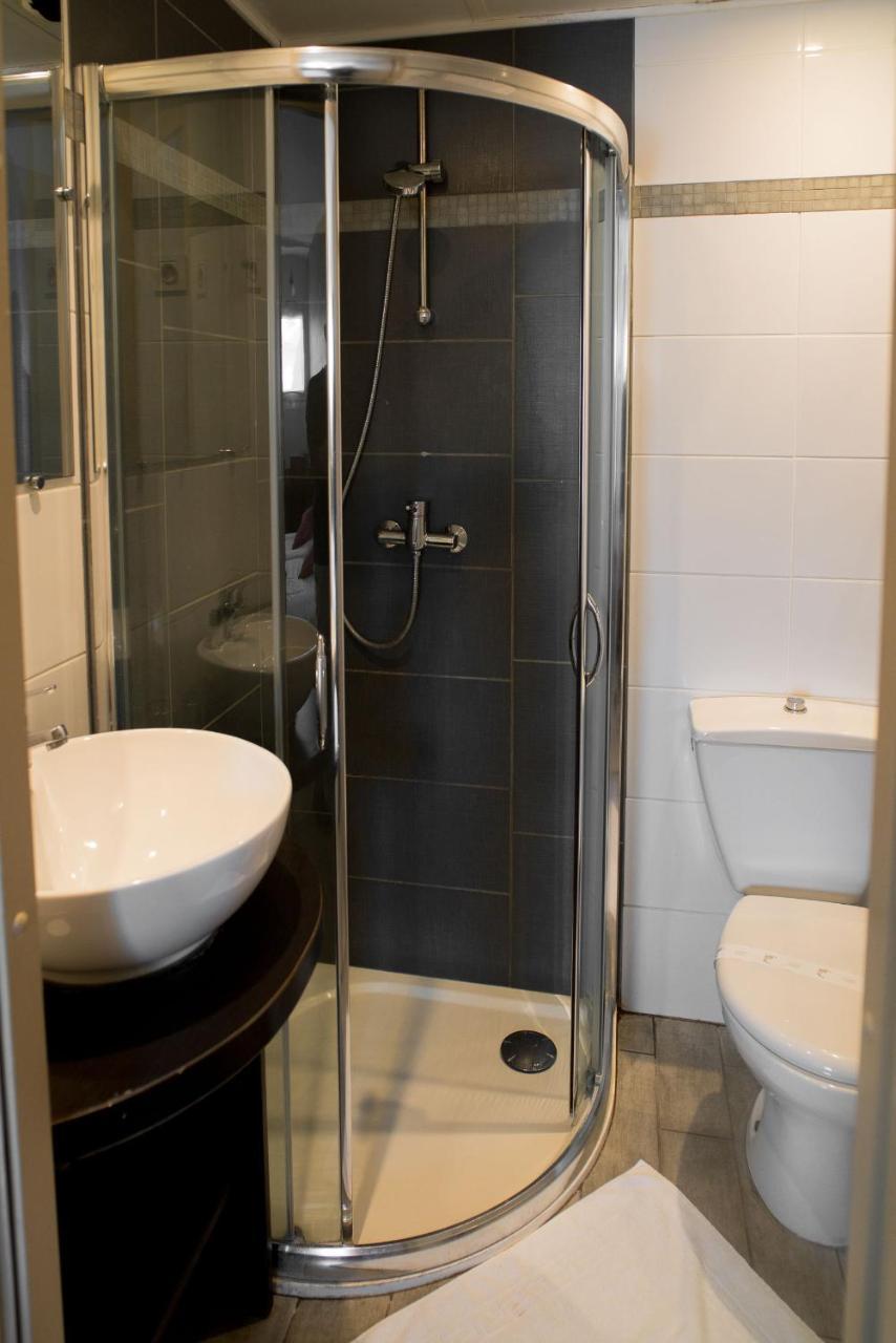 Top Motel Istres Eksteriør bilde